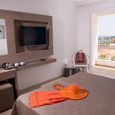 Hotel New Famagusta &