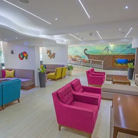 New Famagusta & Отель