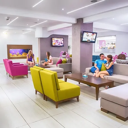 Hotel New Famagusta & 3*