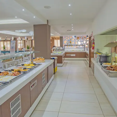 Hotel New Famagusta &