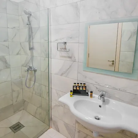 New Famagusta & Hotell 3*