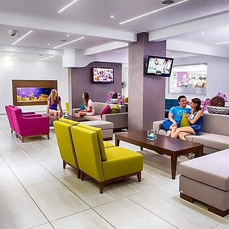 New Famagusta & Hotel 3*