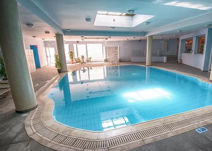 New Famagusta & Hotell 3*