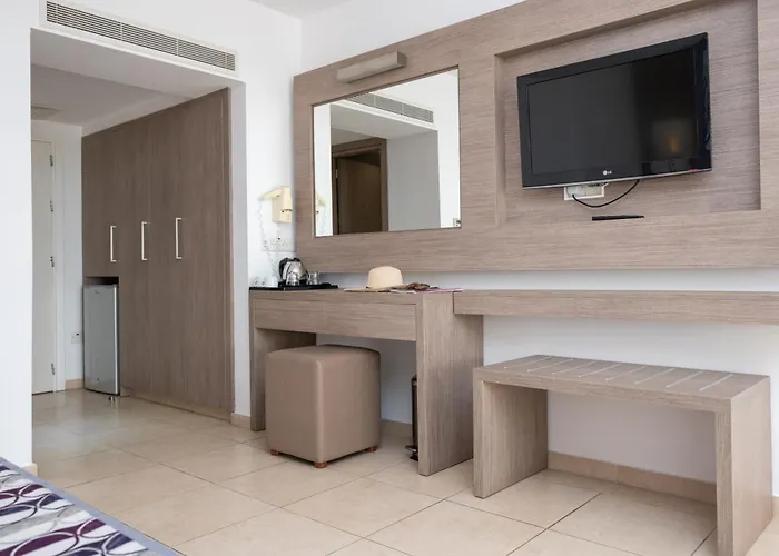 Hotell New Famagusta & Ayia Napa