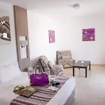 New Famagusta & Szálloda 3*