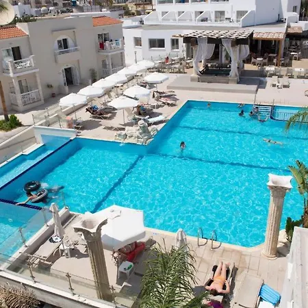 New Famagusta & Отель 3*