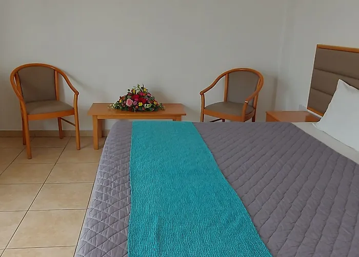 New Famagusta & Hotell