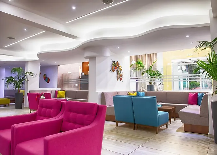 Hotell New Famagusta &