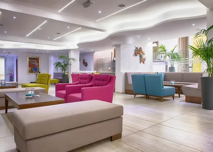 New Famagusta & Hotell 3*