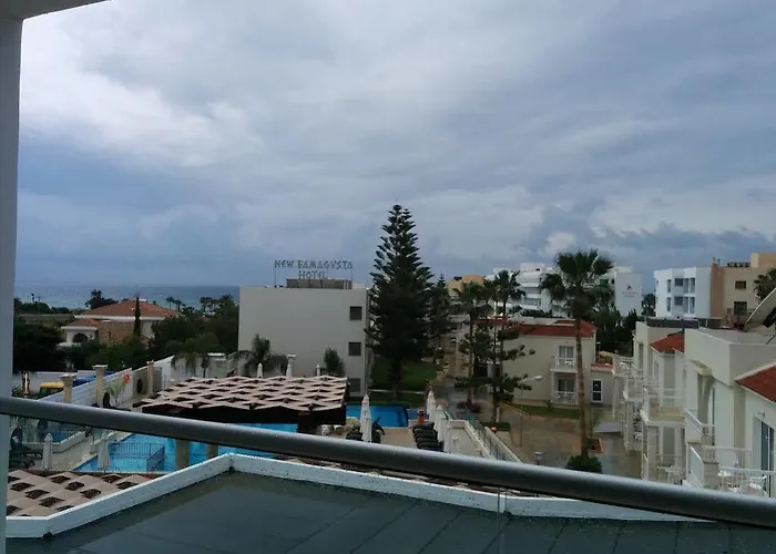 New Famagusta & Hotell 3*